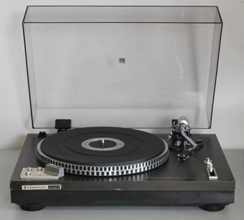 Click for more pictures! Kenwood KD-3070 Direct Drive Turntable