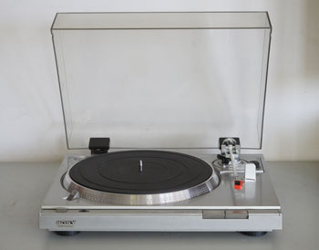 Click for more pictures! Sony PS-T22 Direct Drive Turntable