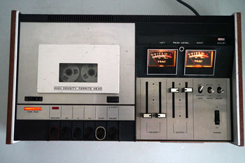 Click for more pictures! TEAC A-350 Vintage Cassette Deck