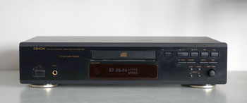 Click for more pictures! Denon DCD-485 CD Player