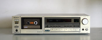 Click for more pictures! Sony TC-K555 Vintage 3 Head Cassette Deck