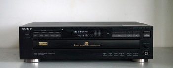Click for more pictures! Sony CDP-C325 5 Disc Changer