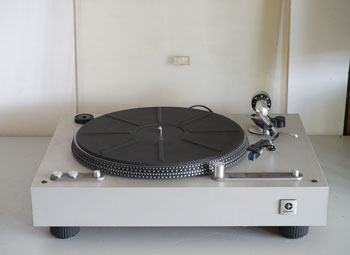 Click for more pictures! Clarion MP-7800A Direct Drive Turntable