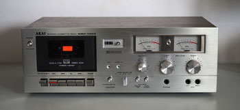 Click for more pictures! Akai GXC-725D Vintage Audiophile Cassette Deck