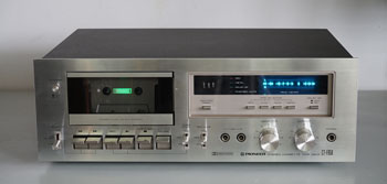 Click for more pictures! Pioneer CT-F650 Vintage Cassette Deck