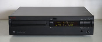 Click for more pictures! Nakamichi CD Player 3 Multi Player