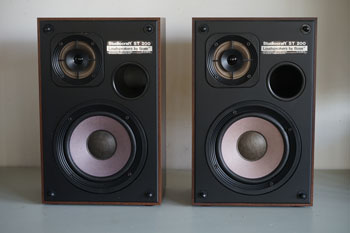 Bose Studiocraft ST 200 Bookshelf Speakers