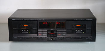 Click for more pictures! Yamaha KX-W900 Twin Cassette Deck