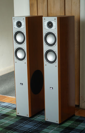 Welling Elegance 4F Compact Floorstanders