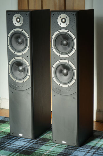 Bowers and Wilkins 309 Audiophile Speakers