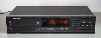 Click for more pictures! Tascam CD-401 Professional CD Player