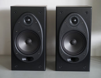 Polk RTi38 Bookshelf Speakers