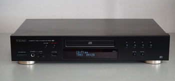 Click for more pictures! Teac CD-P650 CD Player
