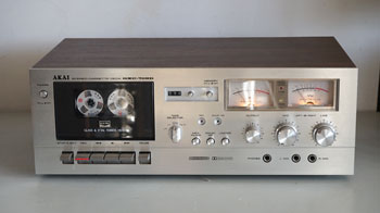 Click for more pictures! Akai GXC-709D Vintage Cassette Deck