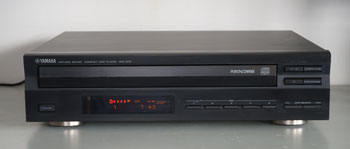 Click for more pictures! Yamaha CDC-575 Carousel Player
