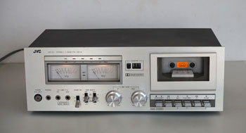 Click for more pictures! JVC KD-10 Cassette Deck