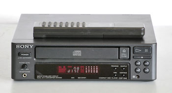 Click for more pictures! Sony CDP-S42 Mini CD Player