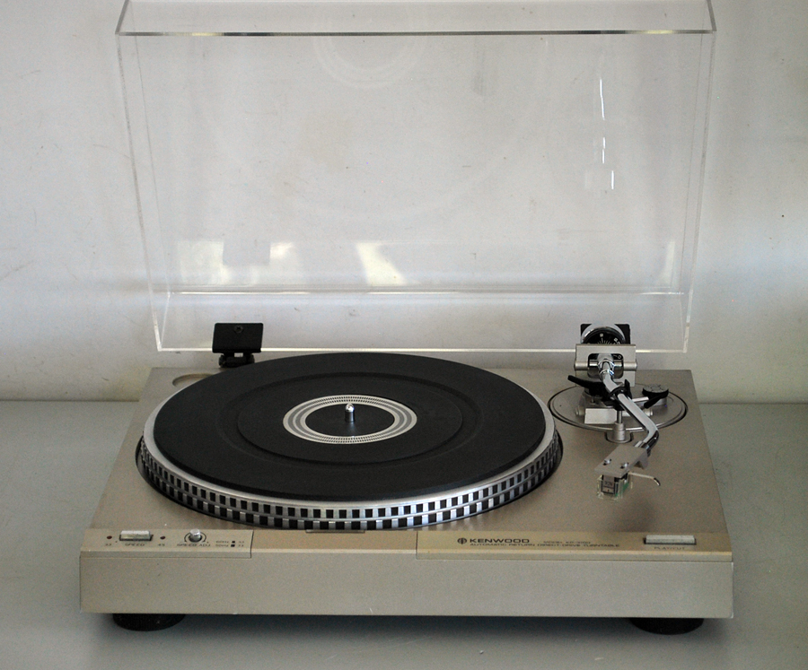 Kenwood KD-3100 Direct Drive Turntable picture 1