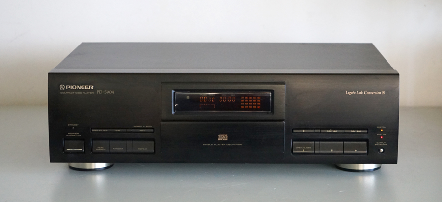 Pioneer PD-S904 Audiophile CD Player picture 1