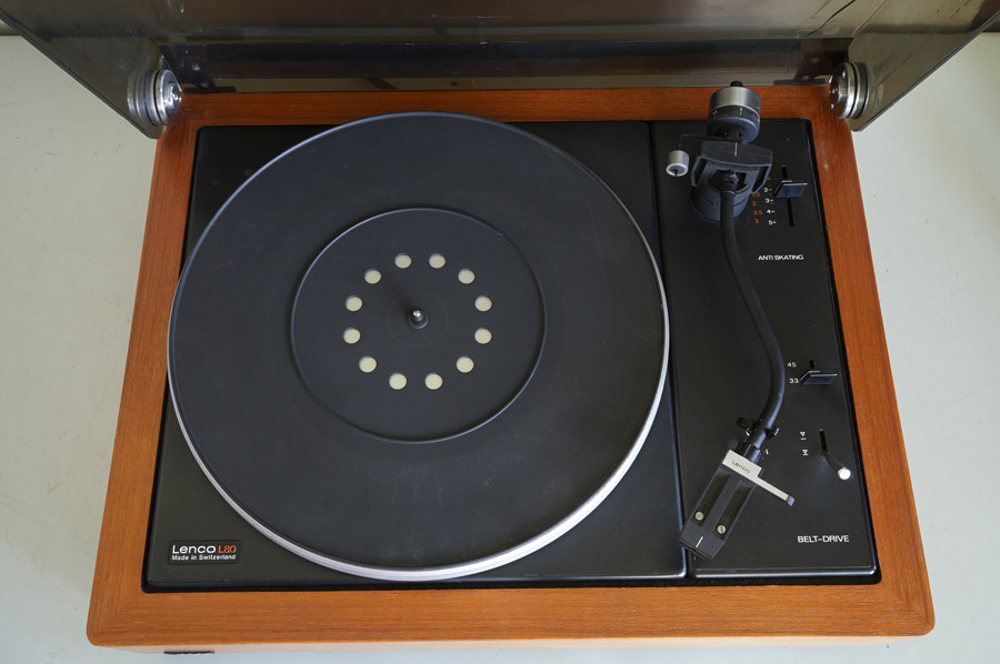 Lenco L80 Belt Drive Turntable picture 2