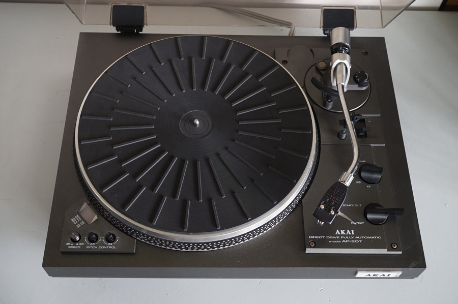 Akai AP-207 Direct Drive Turntable picture 2