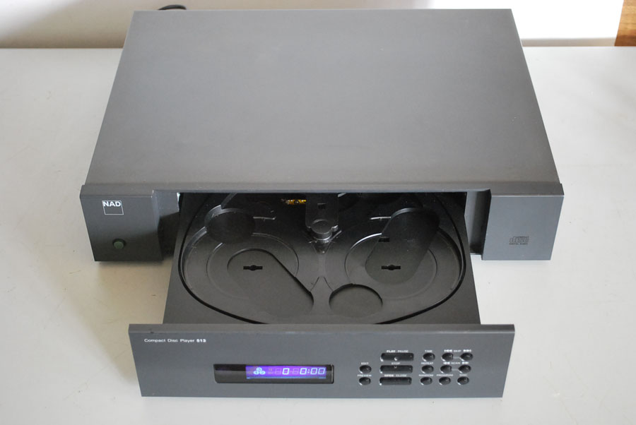 NAD 513 CD Player picture 2