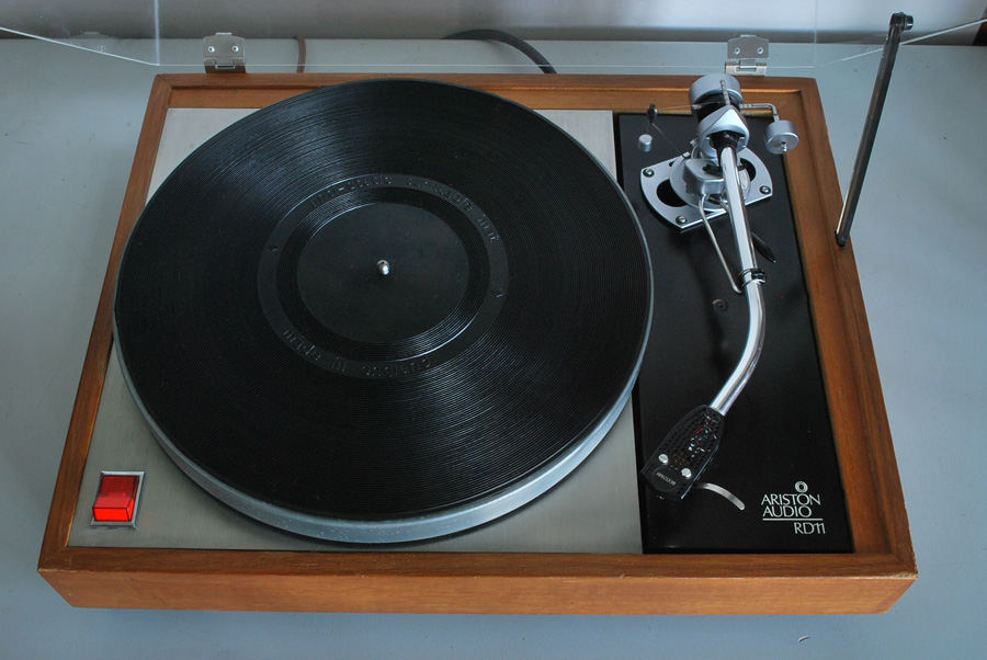 Ariston Audio RD11 Vintage Audiophile Turntable picture 2